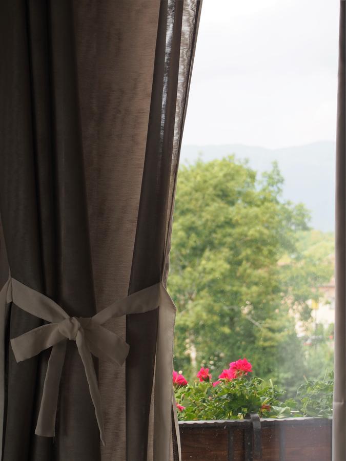 Bed and Breakfast Les Lumieres De Geneve Grilly Exterior foto